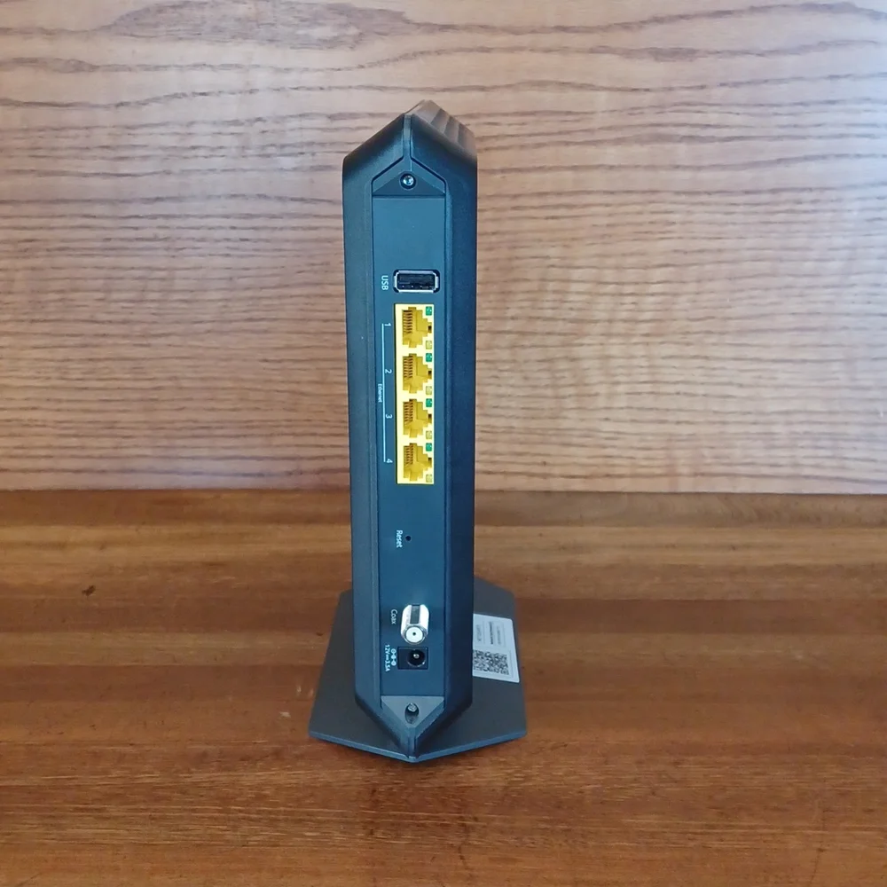 Netgear WiFi Cable Modem Router - Picture 4 of 6